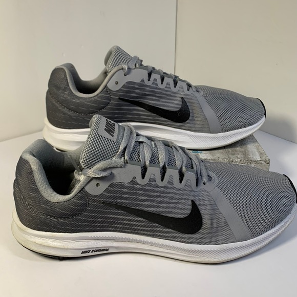 Nike Downshifter 8 Men's Size 10 Gray Black Running Shoes Sneakers Preowned - Picture 1 of 16